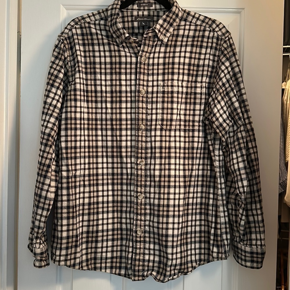 Eddie Bauer men’s relaxed fit flannel brown navy cream long sleeve medium